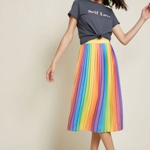 Modcloth Skirts - Modcloth Beautifully Upbeat Pleated Midi Skirt
S Modcloth Skirts - Modcloth Beautifully Upbeat Pleated Midi Skirt
S